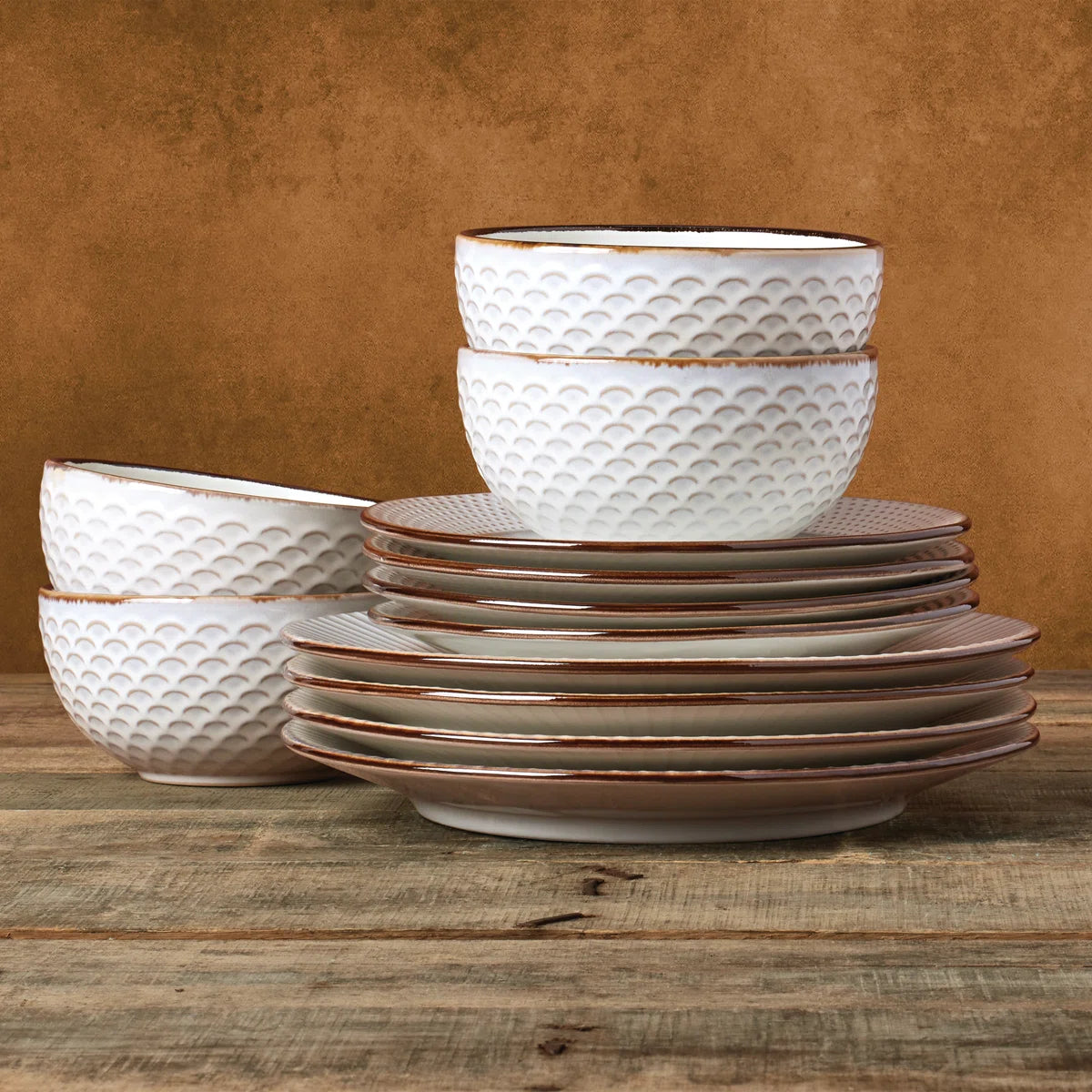 Hub 12 Piece Stoneware Dinnerware Set - Service for 4