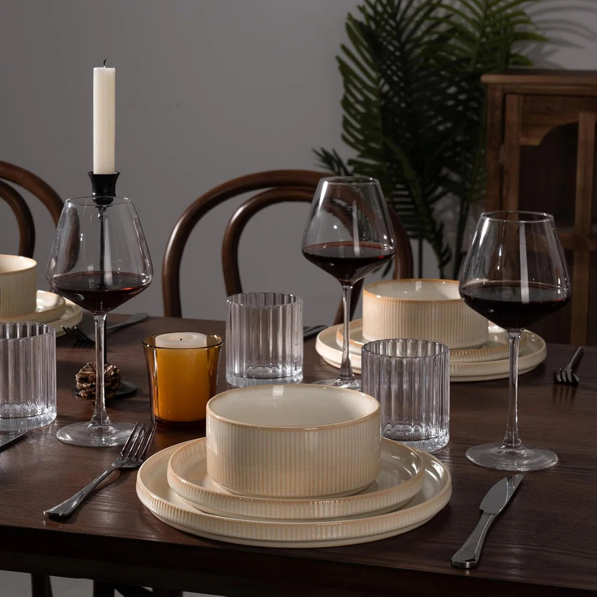 Famiware 24 Piece Dinnerware Sets, Dish Sets for 8